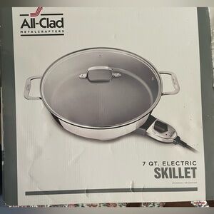 All-Clad 7-Qt. Electric Nonstick Skillet. New.